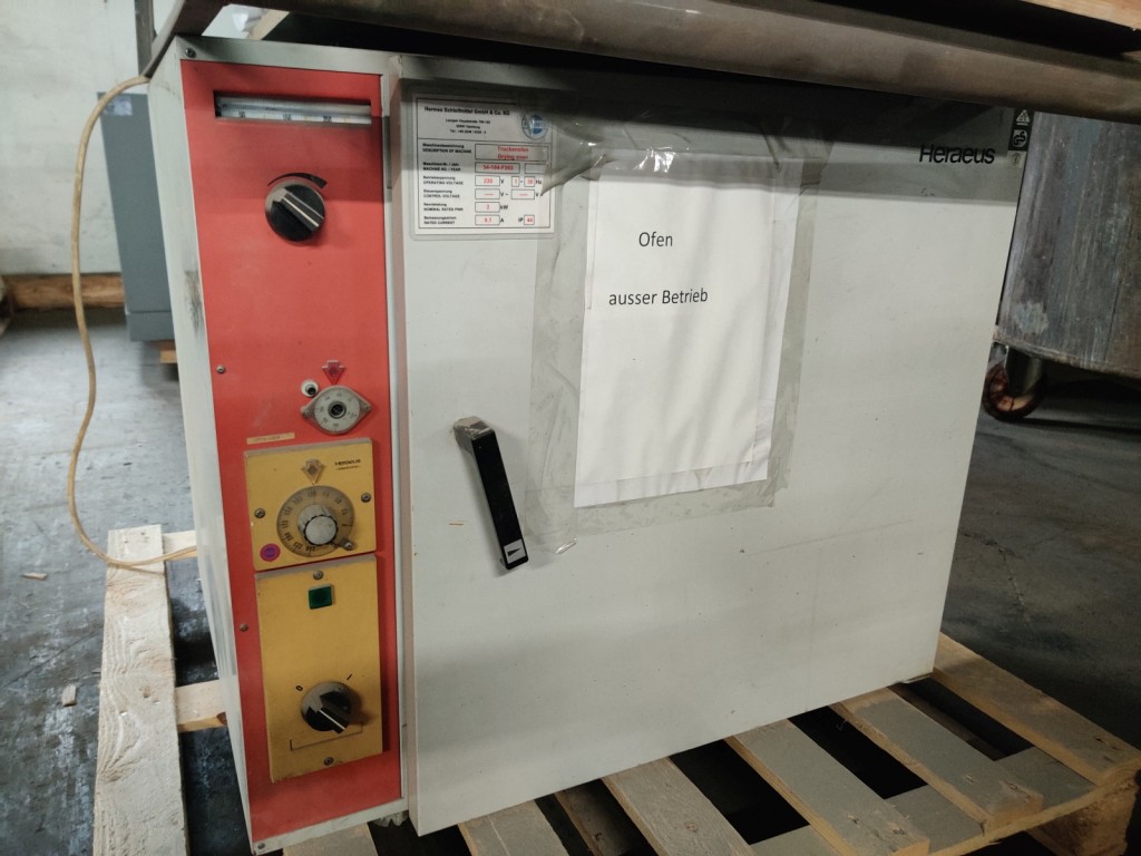 Used Heraeus T 5050 E Drying oven for Sale (Auction Premium) | NetBid Industrial Auctions