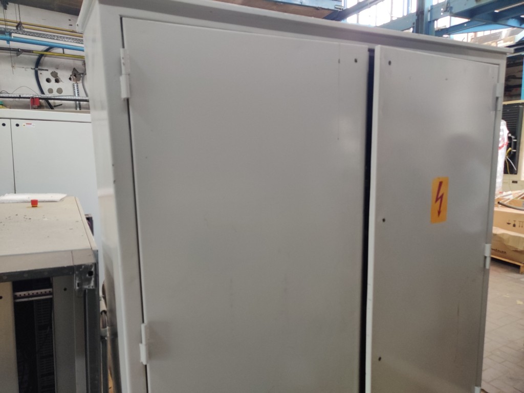 Used Switch cabinet for Sale (Auction Premium) | NetBid Industrial Auctions