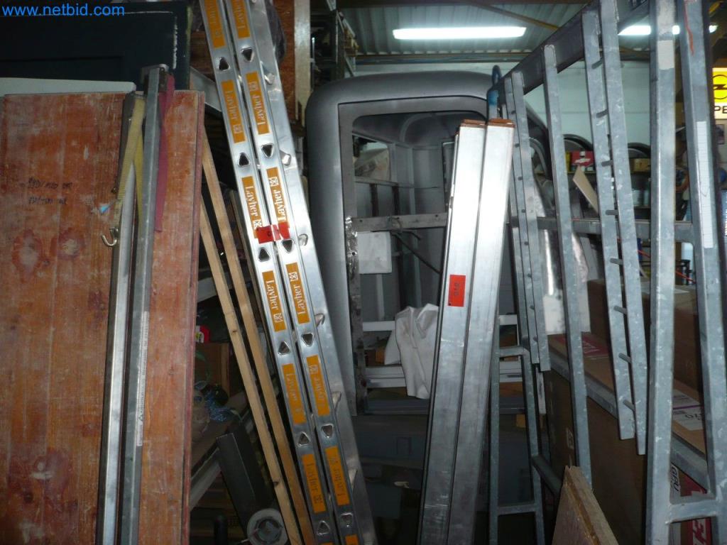 Used Layher 2 Aluminum ladders for Sale (Auction Premium) | NetBid Industrial Auctions