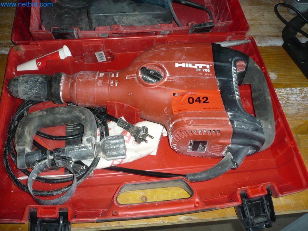 Used Hilti TE706 Demolition hammer for Sale (Auction Premium) | NetBid Industrial Auctions