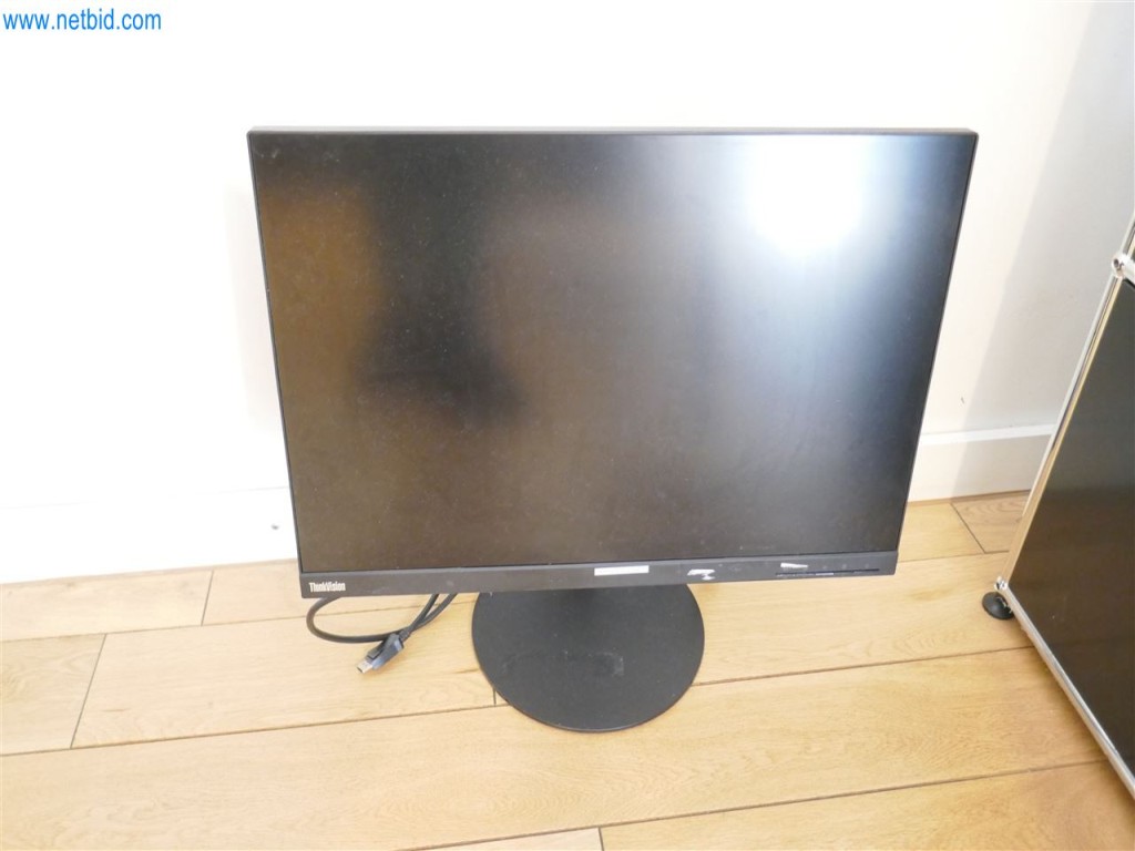 Used Lenovo 24-palčni monitor for Sale (Auction Premium) | NetBid Slovenija