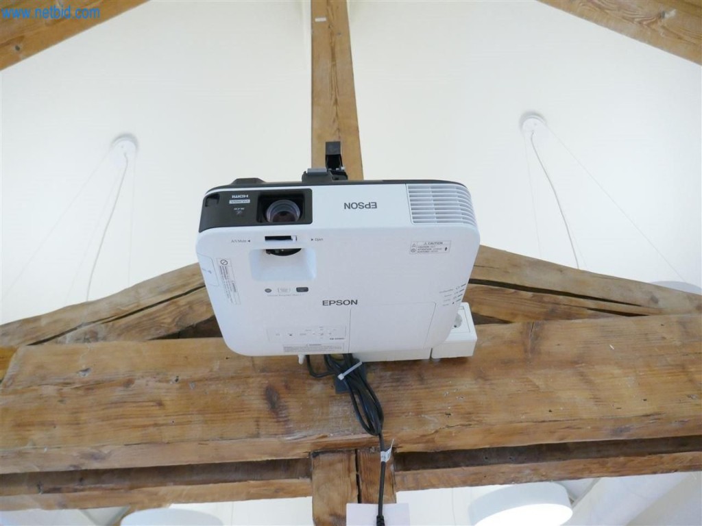 Epson EB-2250U LCD projector