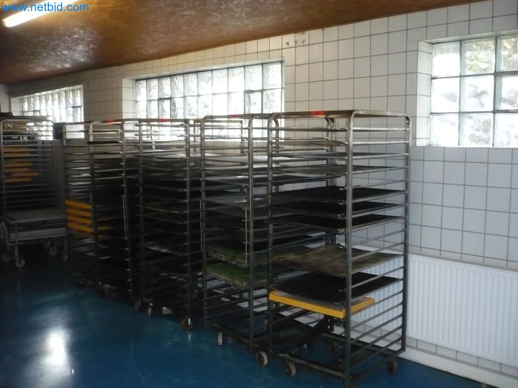 Used 8 Rack trolley for Sale (Auction Premium) | NetBid Industrial Auctions