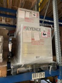 16 neuwertige (14 original-verpackte) Industrie-Tintenstrahldrucker Keyence MK-G1000