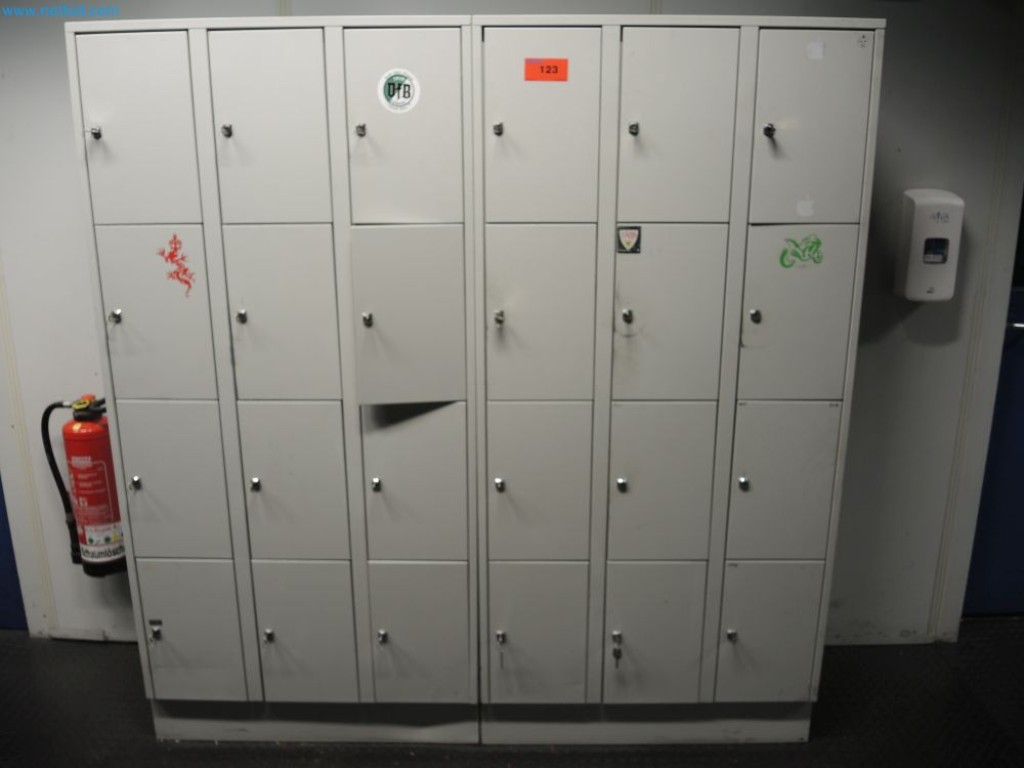 Used 5 Safe deposit boxes for Sale (Auction Premium) | NetBid Industrial Auctions