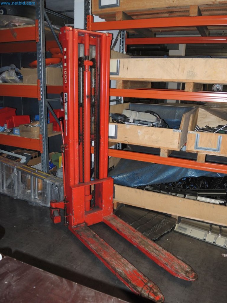 Used NH Hand pallet truck for Sale (Auction Premium) | NetBid Industrial Auctions