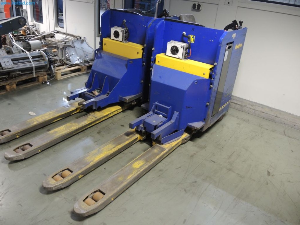 Used Stöcklin EFP2000 Electric sideloader for Sale (Auction Premium) | NetBid Industrial Auctions