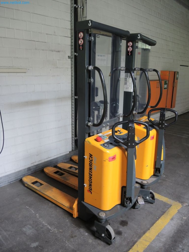 Jungheinrich HC110 Electric hand forklift