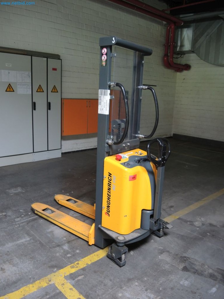 Jungheinrich HC110 Electric hand forklift