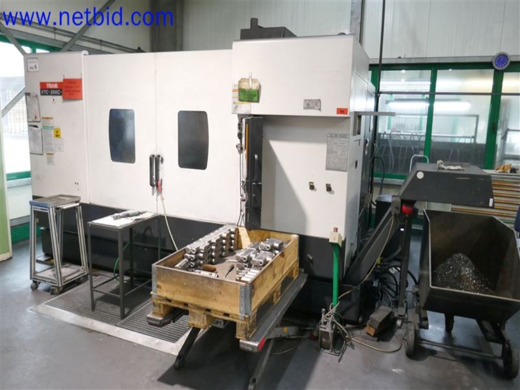 Mazak VTC-200C-II 3-osiowe pionowe centrum obróbcze CNC (BAZ 6) kupisz używany(ą) (Auction Premium) | NetBid Polska