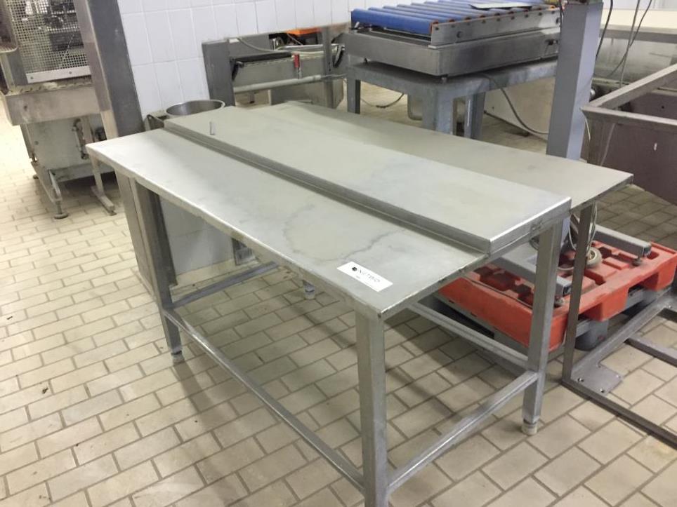 2 stainless tables (Auction Premium) | NetBid España