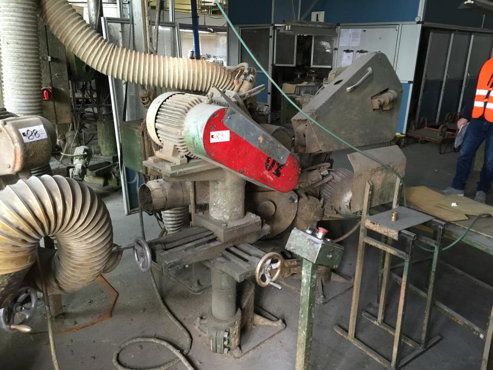 Used Semiautomatic polishing machine for Sale (Auction Premium) | NetBid Industrial Auctions