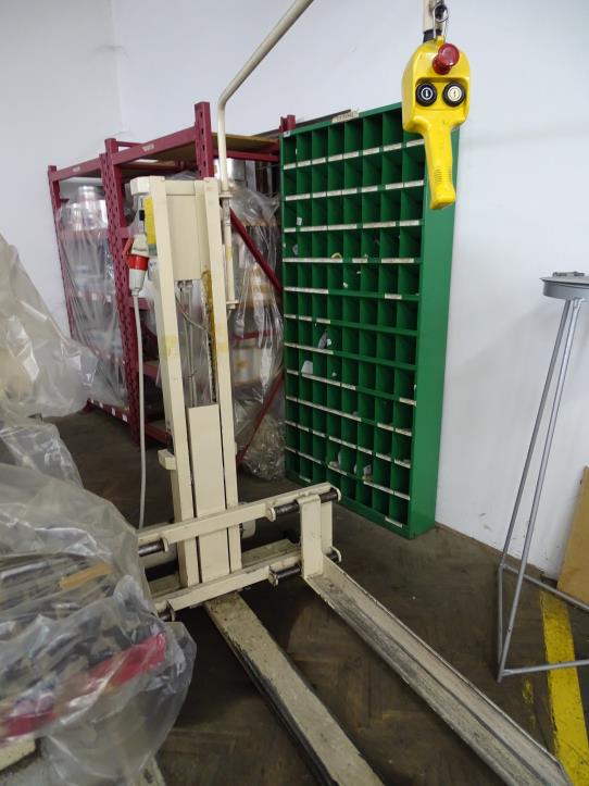 Dover EHDP Hydraulic lift table (Auction Premium) | NetBid España