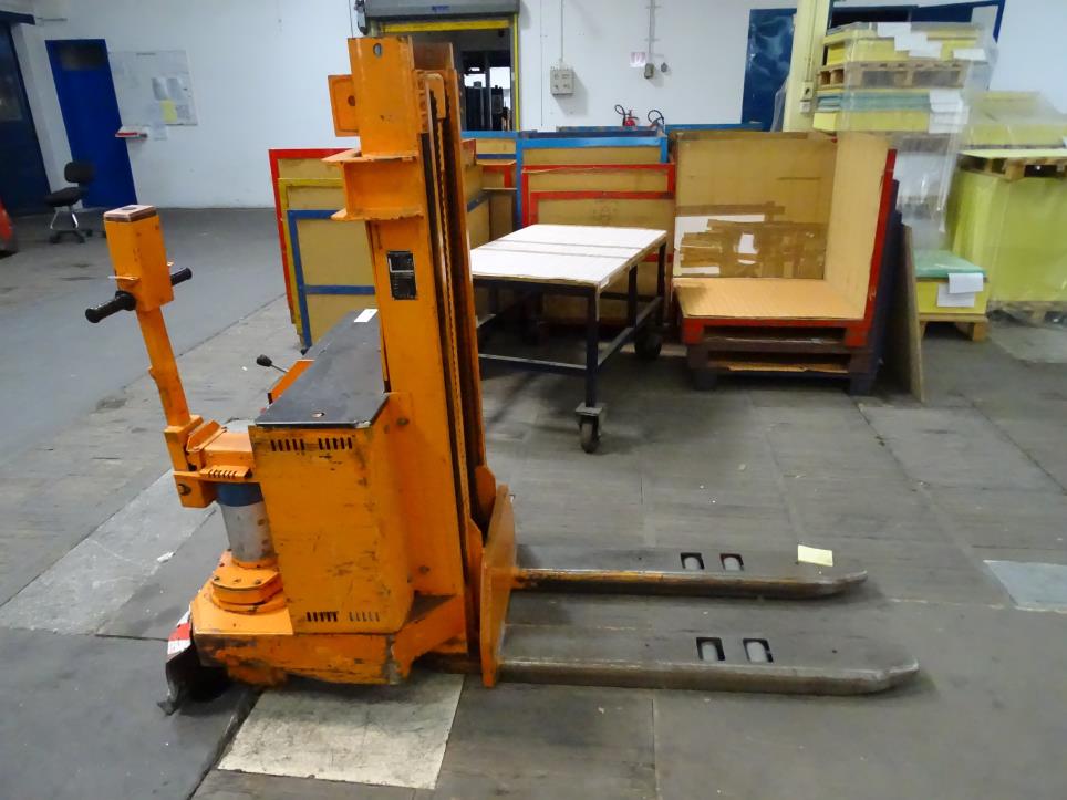 Primat BHV 1251P Electric manual forklift (Auction Premium) | NetBid España