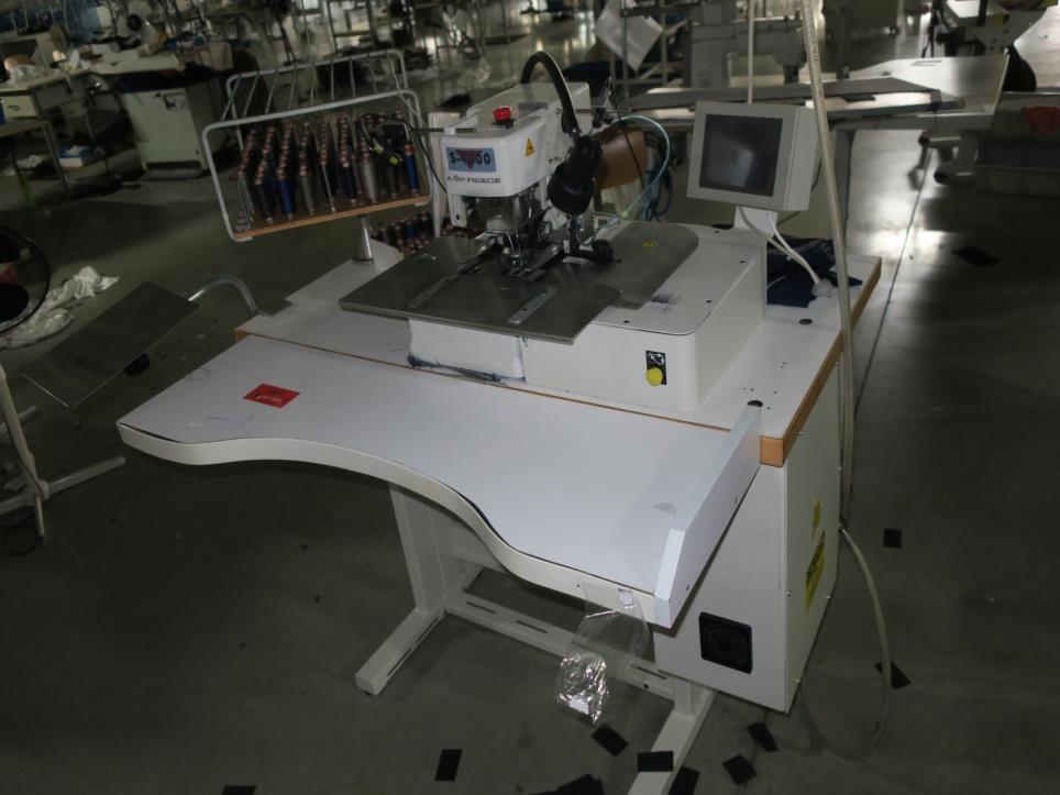 AMF Reece S-4000 Máquina de coser de imitación (Auction Premium) | NetBid España