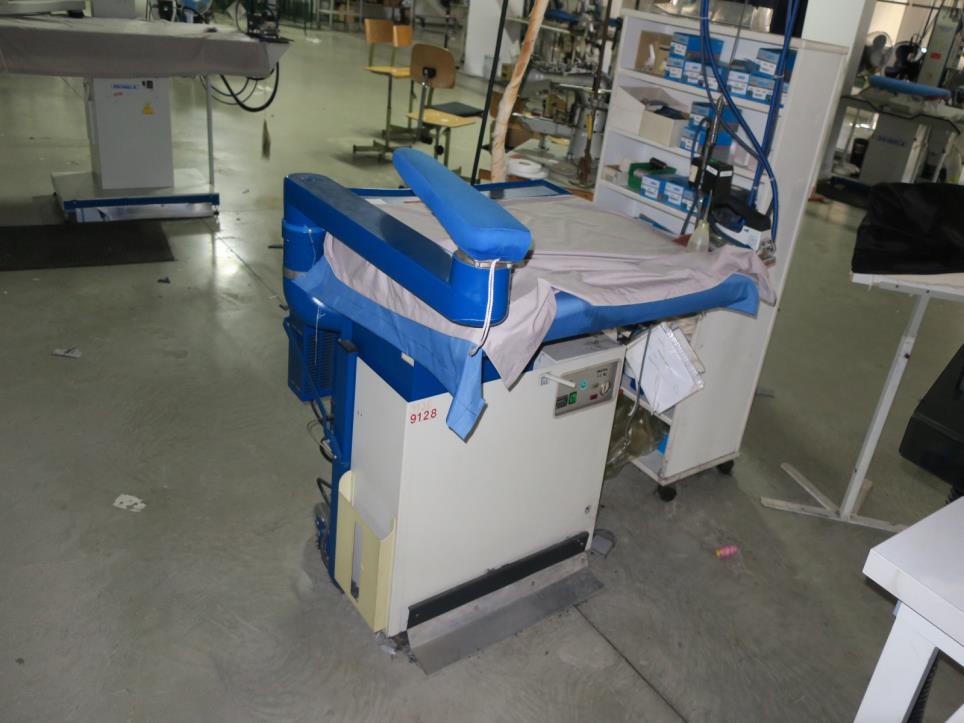 VEIT Ironing table gebraucht kaufen (Auction Premium) | NetBid Industrie-Auktionen