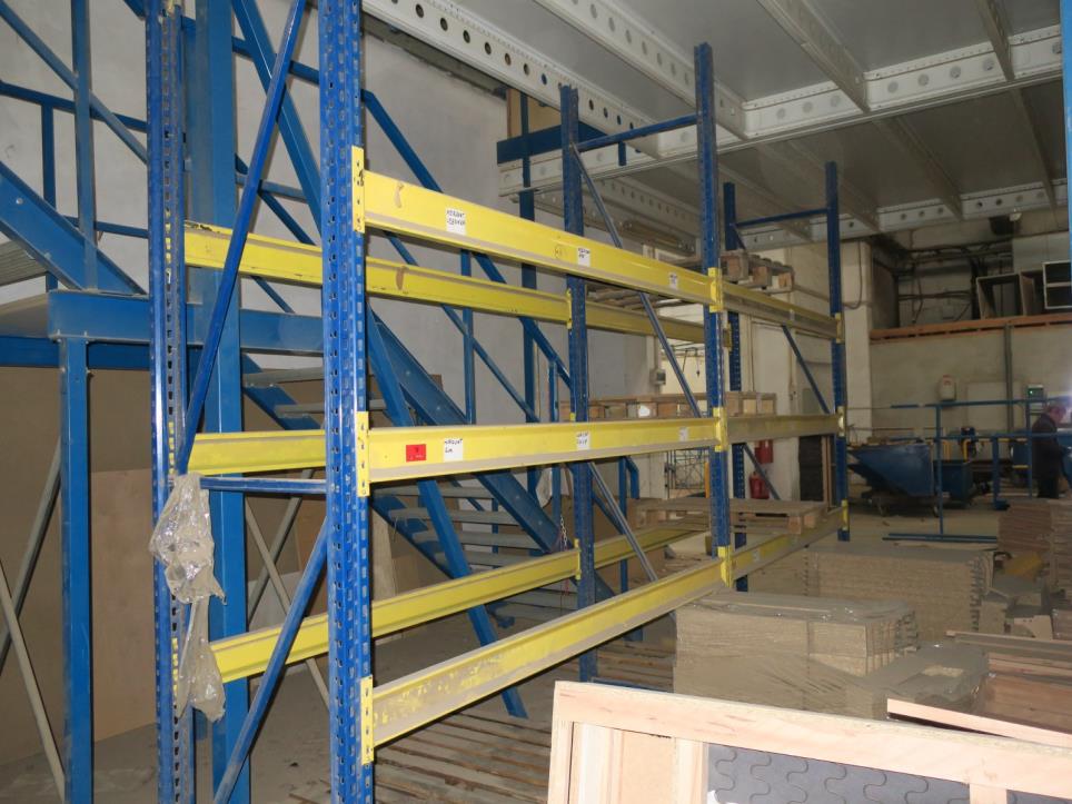 Pallet racks gebraucht kaufen (Auction Premium) | NetBid Industrie-Auktionen