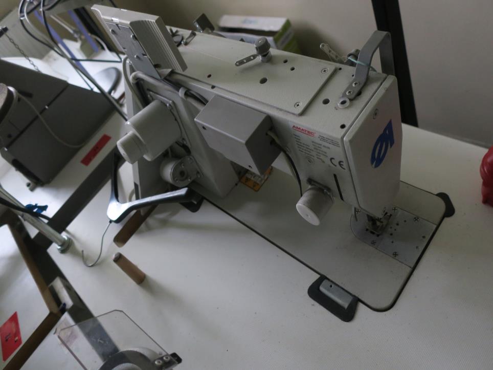 Used DURKOPP ADLER 527i-847 Zigzag sewing machine for Sale (Auction ...