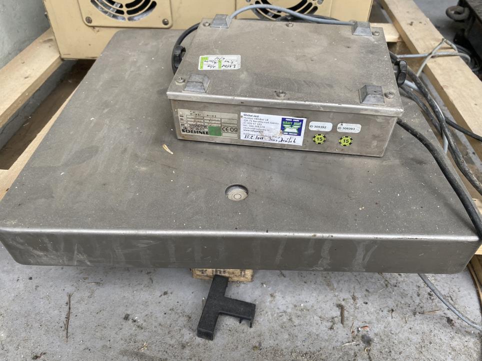 Used Soehnle D07-09-011 Floor scale for checking pallet weights for Sale (Auction Premium) | NetBid Slovenija