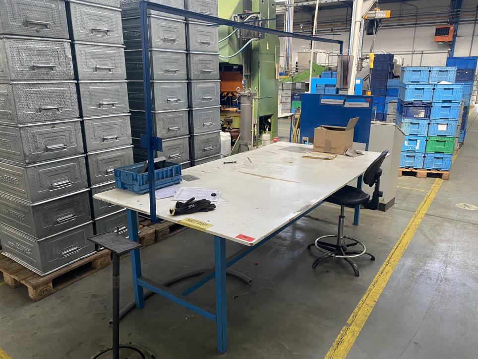 Used Packaging table for Sale (Auction Premium) | NetBid Industrial Auctions
