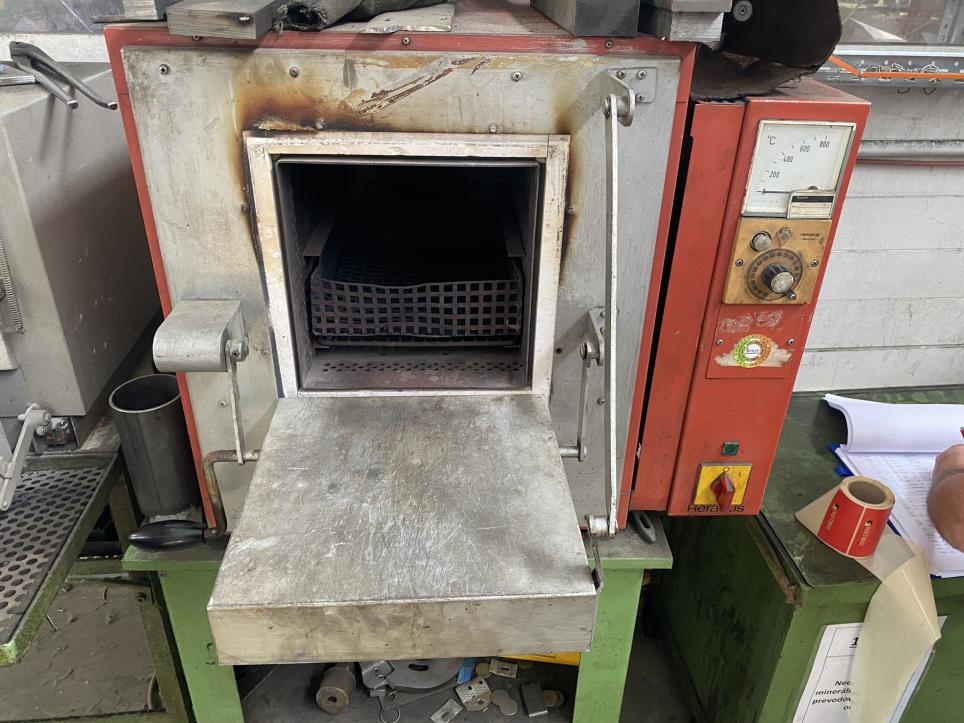 Used Heraeus K.750/1 Air Circulation Oven for Sale (Auction Premium) | NetBid Industrial Auctions