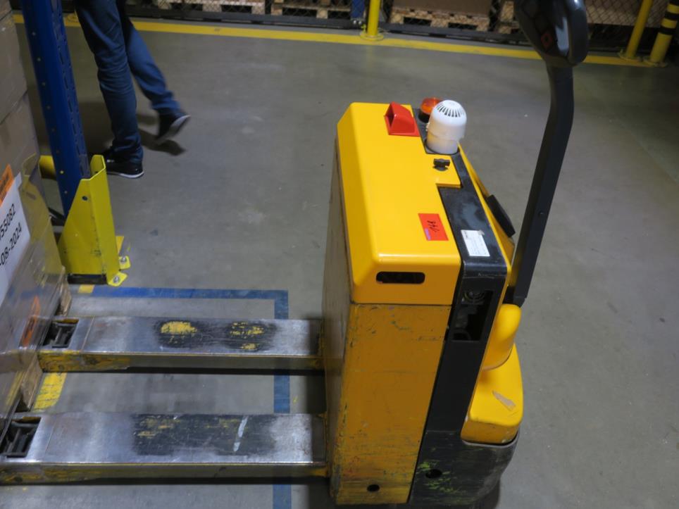 JUNGHEINRICH ELE16 Electric pallet truck