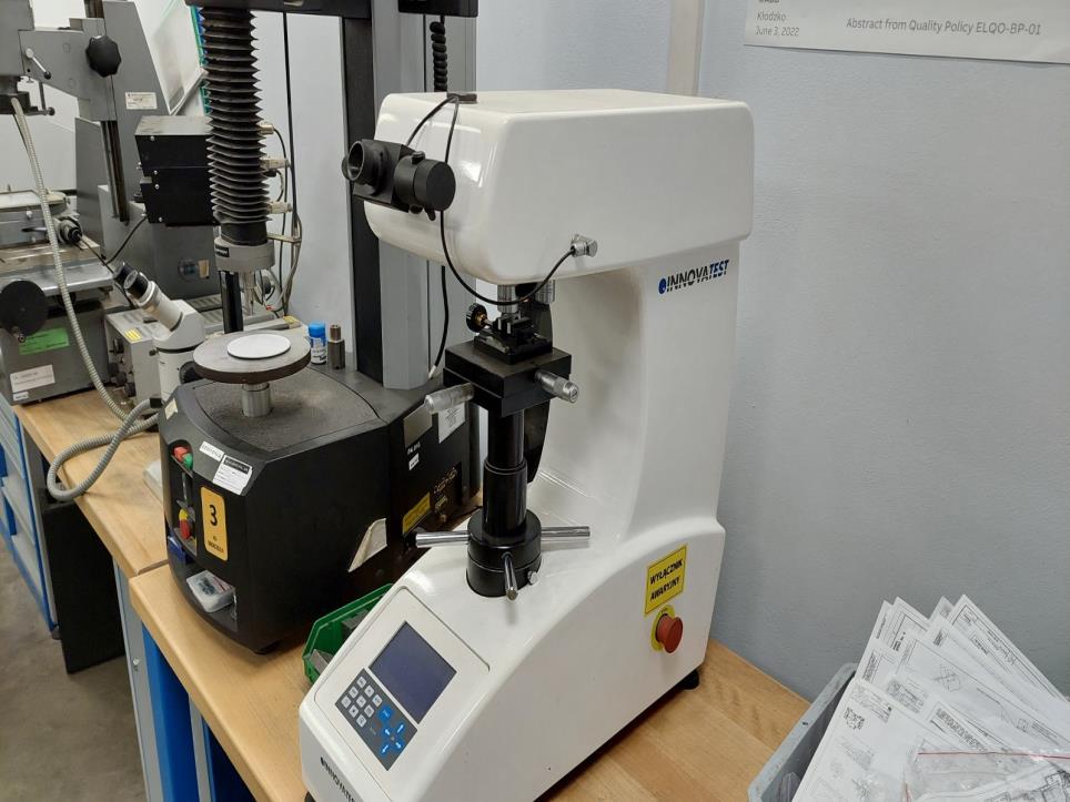 INNOVATEST NEXUS 4000TM Hardness tester gebruikt kopen (Auction Premium) | NetBid industriële Veilingen