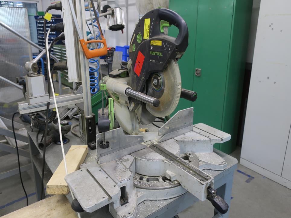 Festool KS 120EB  . Gehrungssäge mit Staubsauger