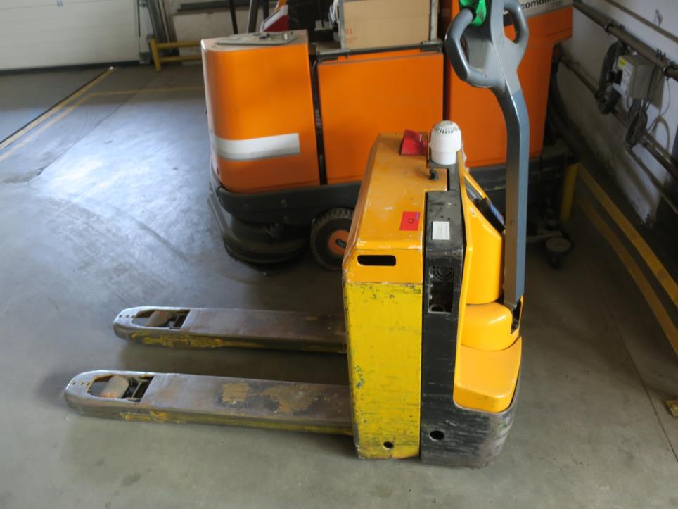 JUNGHEINRICH ELE-16G  Electric pallet truck 