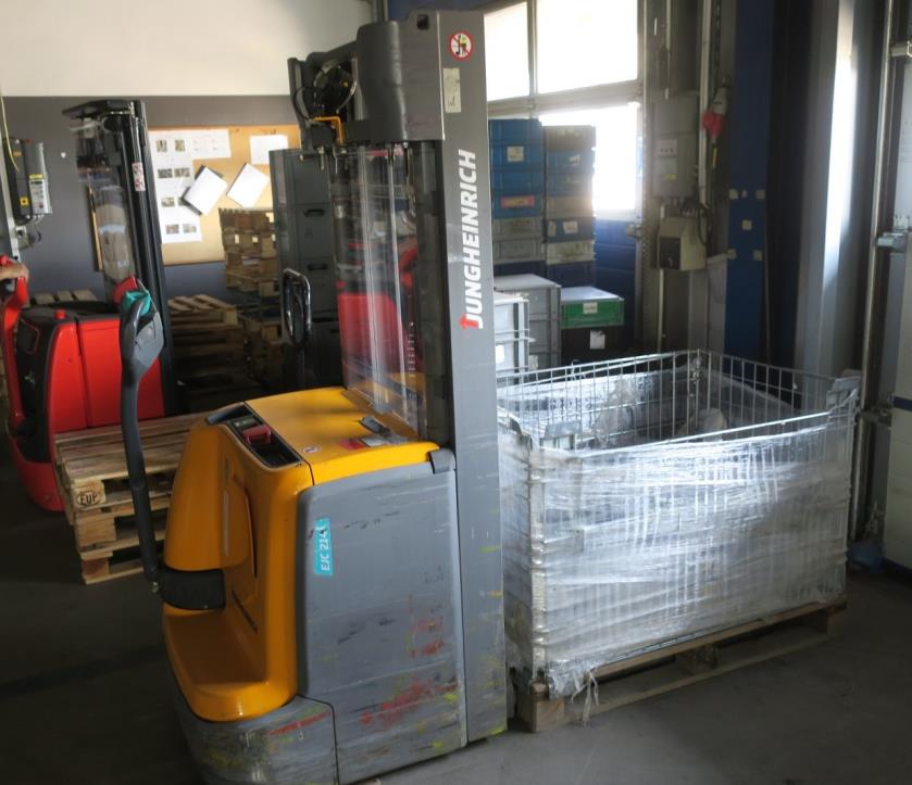 JUNGHEINRICH EJC 214  Forklift truck 